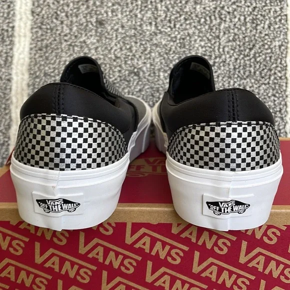 Vans Classic Slip-On Sparkle Check Black/True White WMNS sneakers-platforms - Picture 14 of 16